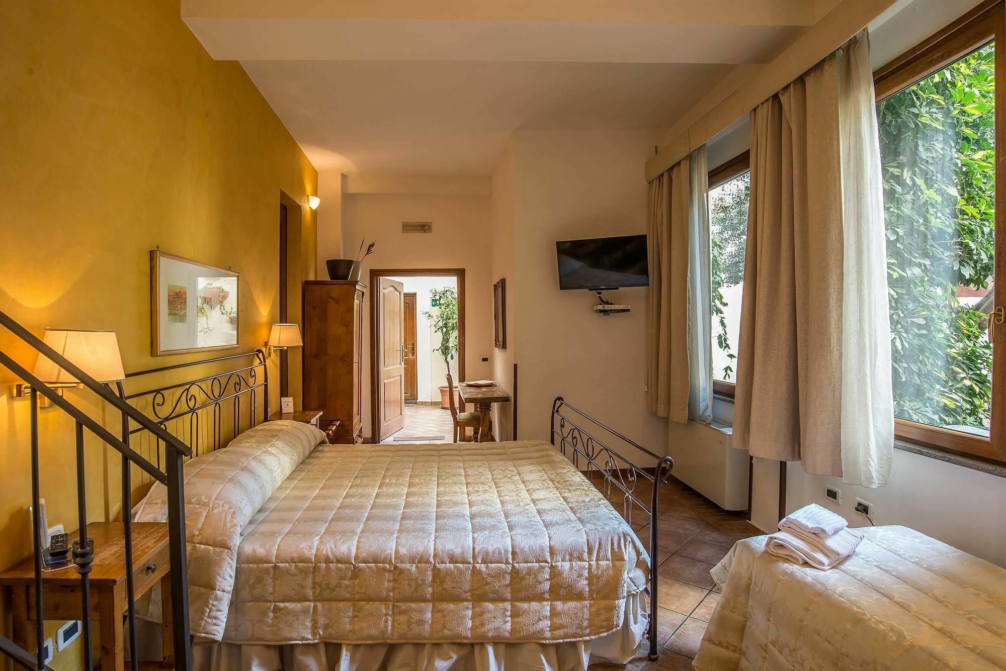 Le Clarisse Trastevere Rome Buitenkant foto